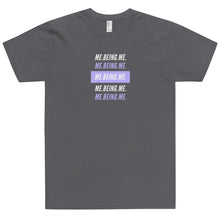 Load image into Gallery viewer, T-Shirt Me Being Me Violet Print