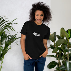 T-Shirt Thrive Beyond White Print